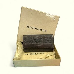 Burberry key holder